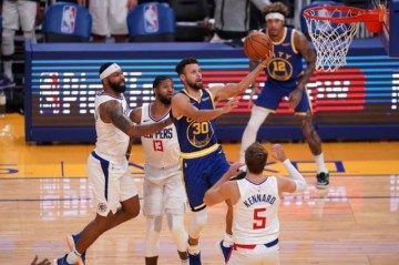 B体育官网-库里哑火勇士崩盘！泰伦·卢为全联盟提供防守范本